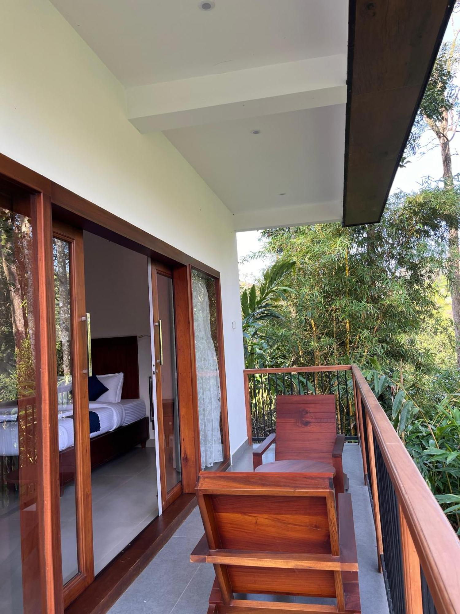 Lush Acres Villa เทกคาดี ภายนอก รูปภาพ